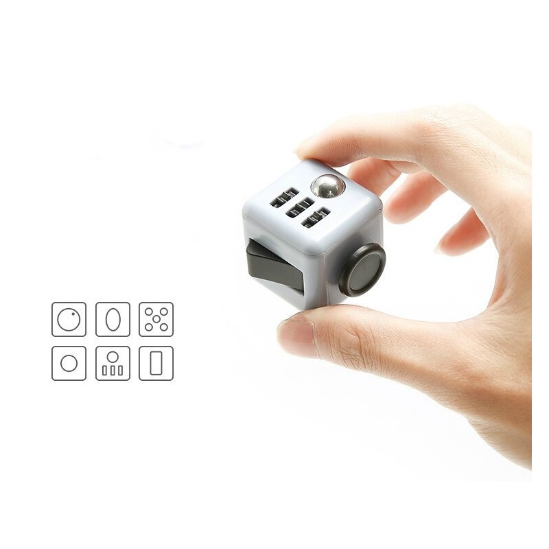 Fidget Cube - Anti-Stress est un appareil anti-stress de la taille d'une paume, parfait pour tous les âges !