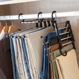 A magnificent multiple hanger that is very useful for hanging your pants in a well-organized way, taking up minimal space in your closet.