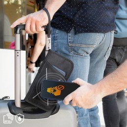 Una billetera con organización de seguridad para viajes, ideal para guardar documentos, pasaportes, tarjetas, dinero, llaves, etc.