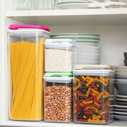 Ensemble de contenants de cuisine hermétiques empilables – 4 pièces Un ensemble de récipients de cuisine qui améliore la conservation des aliments et prolonge leur durée de conservation