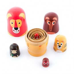 An educational toy with an original design inspired by the famous Russian dolls that entertains and facilitates children's learning.