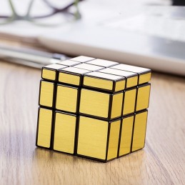 Magic Cube Puzzles Ubik 3D è un gioco di abilità ideale per esercitare la mente e divertirsi.