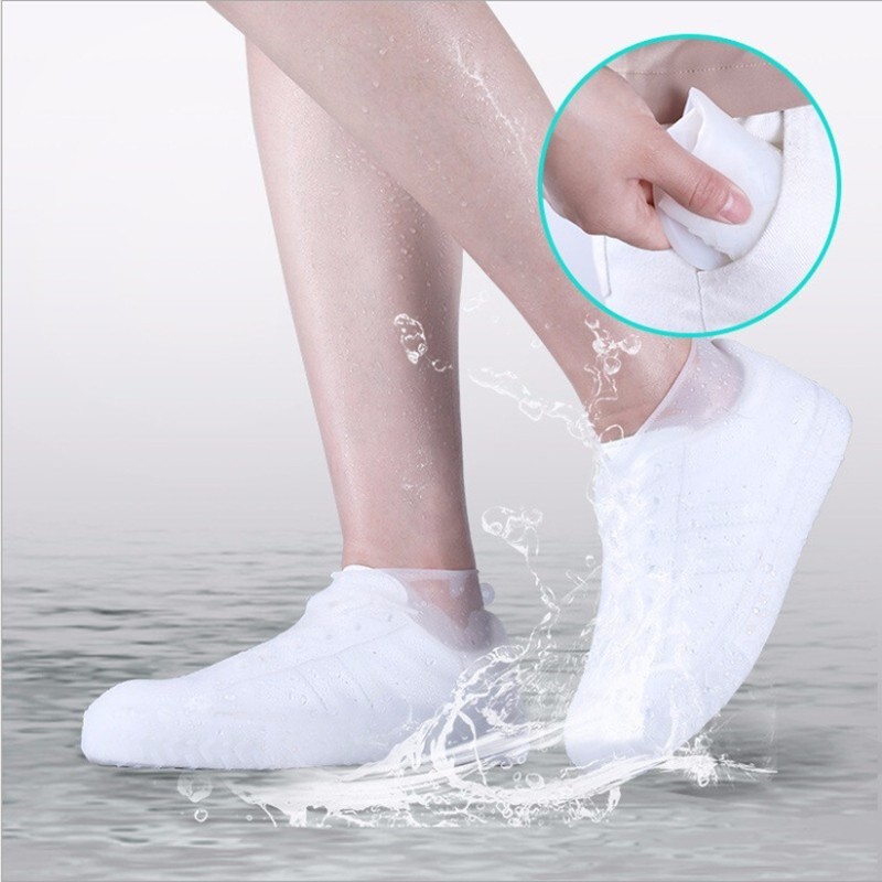 É uma solução perfeita para caminhar ao ar livre quando chove, deixe de se preocupar com a água ou sujidade nos seus sapatos nos dias mais chuvosos