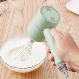 Cucina più comodamente con l'aiuto di questo mixer elettrico portatile senza fili, che puoi utilizzare ovunque.