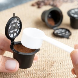 Ora puoi preparare deliziosi caffè in modo facile e veloce con l'aiuto di questo set di 3 capsule di caffè riutilizzabili