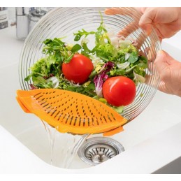 Égouttoir universel en silicone, très simple d'utilisation et très adaptable, c'est le complément idéal pour votre cuisine