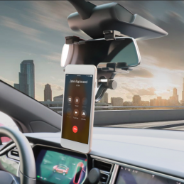 Ce support vous permet de placer votre téléphone portable dans une position idéale à l'intérieur de la voiture pour une visualisation adéquate lorsque vous conduisez sur la route.