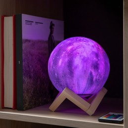 La lámpara LED Galaxia es perfecta para crear un ambiente especial e iluminar los hogares cada noche.