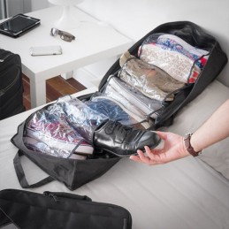 Esta bolsa de viaje para zapatos es ideal para viajar y transportar tus zapatos, de forma ordenada y cómoda.