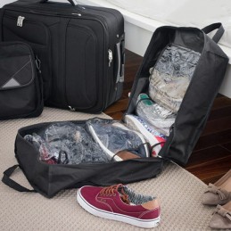 Esta bolsa de viaje para zapatos es ideal para viajar y transportar tus zapatos, de forma ordenada y cómoda.