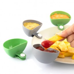 This set of 4 sauce bowls is the perfect solution for enjoying tasty appetizers with family and friends