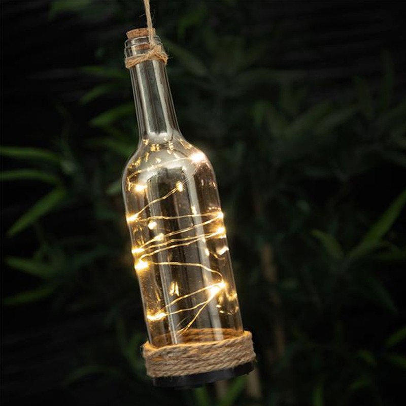 Botella de vidrio ahumado con 10 luces LED de colores cálidos, para iluminar y decorar ambientes con estilo.