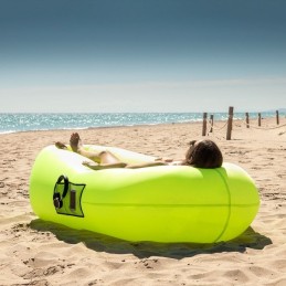 Aufblasbares Hangout-Bag-Sofa im Lamzac-Stil Bewegen Sie sich überall hin, mit maximalem Stil und Komfort, dank der Hangout Bag im Lamzac-Stil, einem tragbaren Sofa, das sich in Sekundenschnelle mit Luft aufbläst