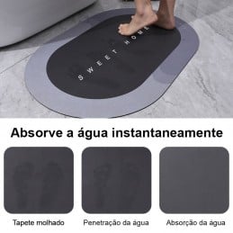 Les tapis conventionnels laissent le sol tout humide, mais avec ce tapis super absorbant, dites adieu une fois pour toutes à l'accumulation d'eau et à la formation de taches.