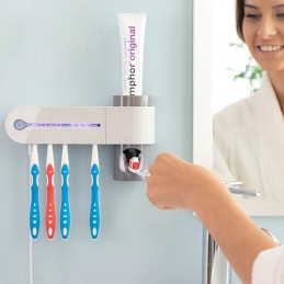 Este fantástico dispensador de pasta de dientes es muy eficaz y versátil, gracias a su esterilizador de cepillos de dientes UV.