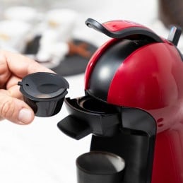 Cápsulas de Café Reutilizables para Dolce Gusto - Pack de 3 Ya puedes preparar deliciosos cafés de forma rápida y sencilla con la ayuda de este set de cápsulas reutilizables, compatibles con máquinas Dolce Gusto.