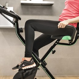 Com esta fantástica bicicleta estática dobrável, poderá realizar exercícios aeróbicos confortáveis ​​e eficientes no conforto de sua casa.