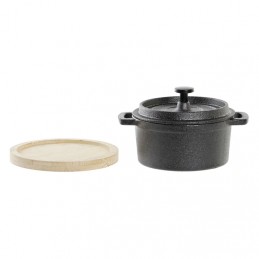 A gourmet cast iron pan that will ensure better quality and elegance when cooking and presenting your food