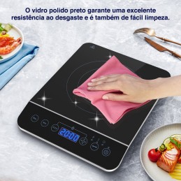 D'une puissance de 2000W, cette plaque à induction chauffe plus vite qu'une plaque de cuisson ou une cuisinière classique