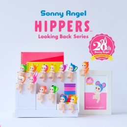 These little angels can climb onto your desk or nearby objects while watching you as you work or study.
