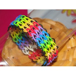 Rainbow Loom Armband mit Gummibändern