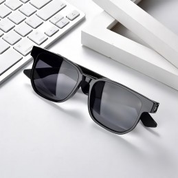 These smart sunglasses are designed with cutting-edge features to provide convenience, connectivity and protection in one stylish package.