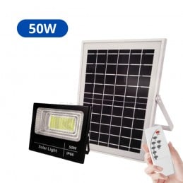 O projetor é totalmente autónomo, a energia é captada pelo painel durante o dia, para que possa usufruir de iluminação sem custos durante a noite