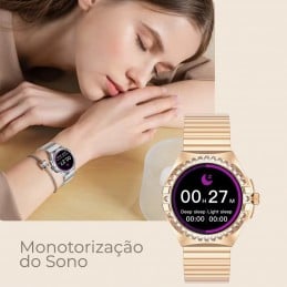 Smartwatch dorado para mujer con pantalla AMOLED de 1.3", llamadas Bluetooth, IP68 y 3 pulseras. Compatible con Android y iPhone, hasta 2 días de batería y carga inalámbrica.