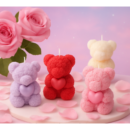 Handmade soy wax candle, teddy bear shaped with rose texture. Vegan fragrances, various colors and sizes. Made in Portugal - ideal for gift giving.
