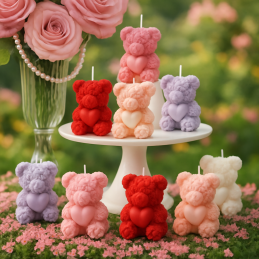 Handmade soy wax candle, teddy bear shaped with rose texture. Vegan fragrances, various colors and sizes. Made in Portugal - ideal for gift giving.