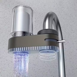 Leitungswasserreiniger mit Aktivkohle – 2 in 1 Es ist perfekt für Ihre Küche geeignet, hilft bei der Wasserreinigung, hält es frei von allen Bakterien und schützt Sie und Ihre Familie.