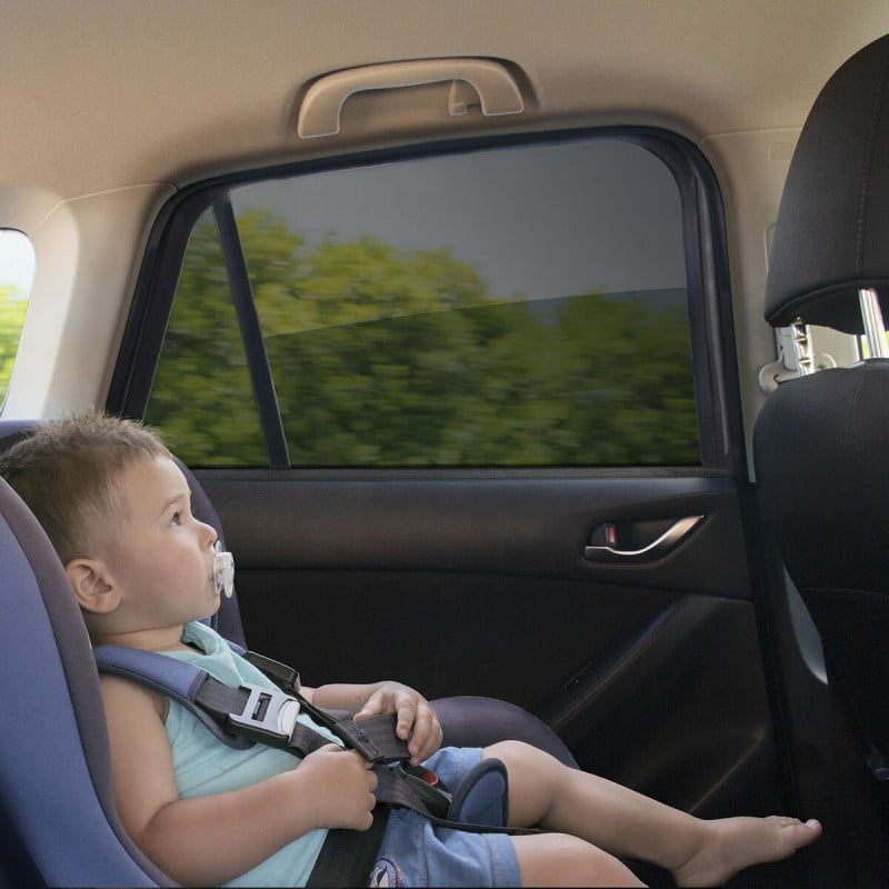 Protetores Solares para Automóvel com Proteção UV – Pack 2 Pack de 2 protetores solares universais para janelas traseiras do automóvel. Proteção UV, tecido respirável, privacidade e proteção contra insetos.