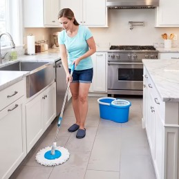 360° Rotating Mop without pedal, with bucket for hands-free washing and wringing. Includes 2 reusable cloths for dry and wet cleaning.