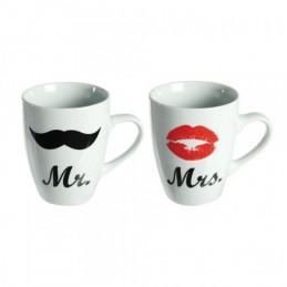 Mr and Mrs mugs are a fantastic gift for Valentine's Day, birthdays, weddings or any special occasion