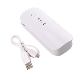 Evita quedarte sin batería gracias a este Cargador Portátil Power Bank de 5600 mAh de alta capacidad.