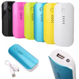 Evite ficar sem bateria graças a este Carregador Portátil Power bank de 5600 mAh de alta capacidade.