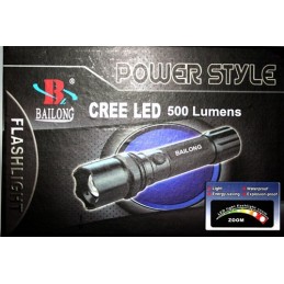 Torcia 500 lumen con messa a fuoco - zoom fino a 200 metri