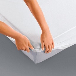 Protect your mattress from stains and dirt thanks to the Waterproof Mattress Cover 150 x 200 cm, the best way to preserve mattresses