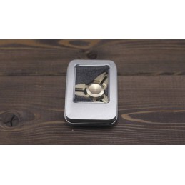 Fidget Spinner Deluxe – Aluminum is a palm-sized Anti-Stress device, Perfect for all ages!