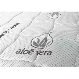 Colchón Viscoelástico 3D con tratamiento Aloe Vera, fabricado con un material sensible a la temperatura corporal y se adapta al peso de cada persona