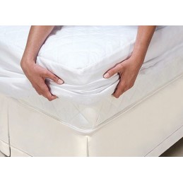 Proteggi il tuo materasso da macchie e sporco grazie al Coprimaterasso Trapuntato Impermeabile Deluxe 200 x 200 cm, il modo migliore per preservare i materassi