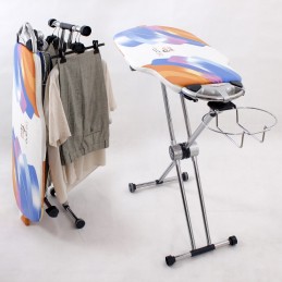 Um produto revolucionário com uma superfície giratória, que lhe permite passar a ferro todas as suas roupas de forma mais rápida, cómoda e simples.