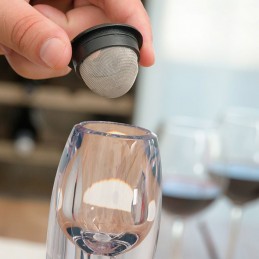 Tower wine decanter