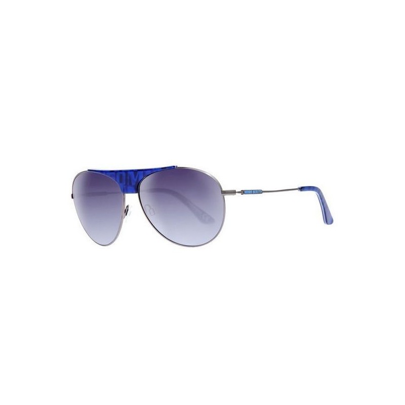 Si te gusta llevar lo último en moda y complementos, tienes estas gafas de sol Miss Sixty .
