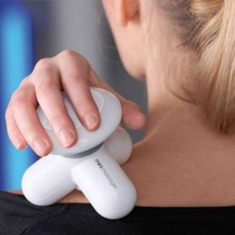 Este mini massajador é versátil, realiza uma massagem relaxante pelo modo de vibração.