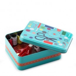 Sewing Box with Accessories - Metallic, perfect for small adjustments to your clothes, among others.