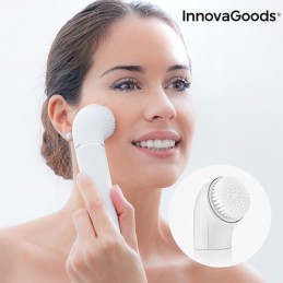 A practical, innovative set that is very useful for shaving, filing, cleaning and massaging the face with ease and comfort.