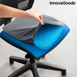 Un cómodo cojín de gel con diseño de panal con funda antideslizante que equilibra la postura, distribuye el peso corporal de manera uniforme y reduce la presión sobre el cóccix.