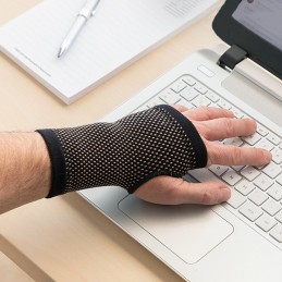 This is a product that comes to help and improve your daily life, its comfortable and innovative design is ideal for preventing and helping with wrist pain.