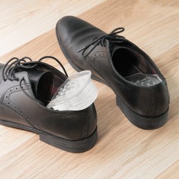 Semelles intérieures confortables, avec lesquelles votre taille peut être facilement augmentée jusqu'à 5 cm